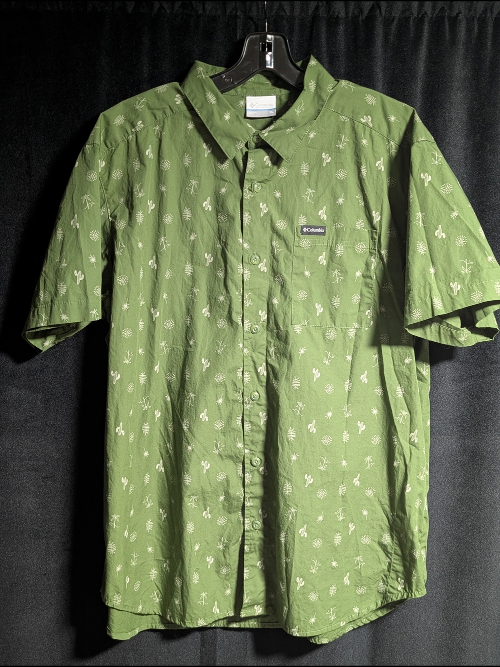 Columbia Olive Green Short-Sleeve Printed Button-Down Shirt